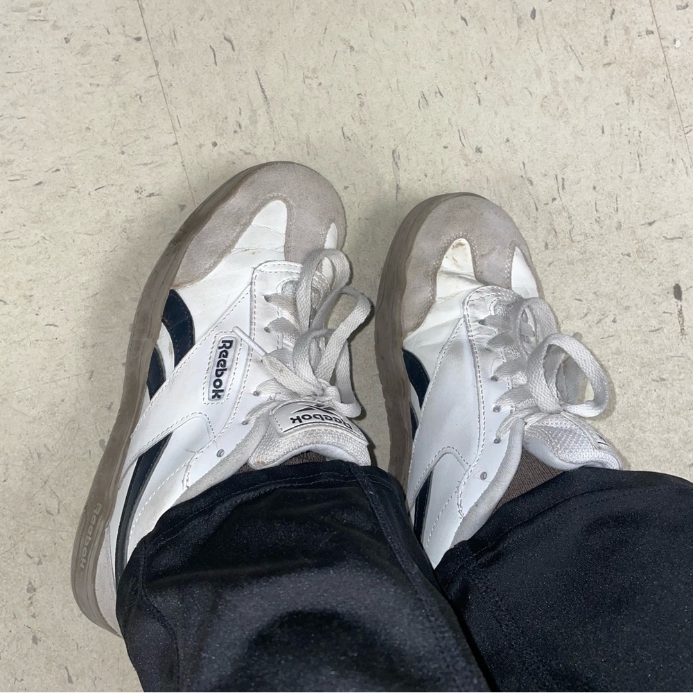 Reebok White and Gray Athletic Shoes well loved - Picture 3 of 6